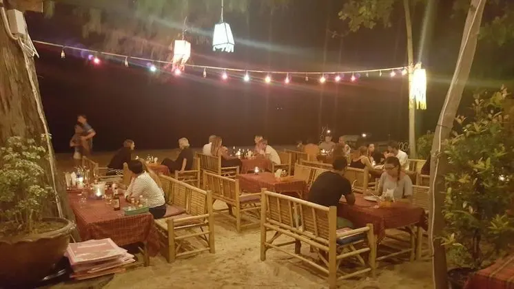 Lanta L.D. Beach Bungalows - Yerinde Yemek