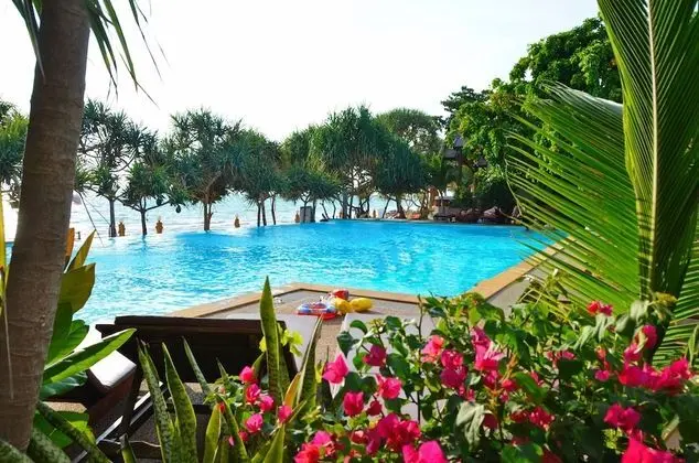 Lanta Miami Resort - Havuz