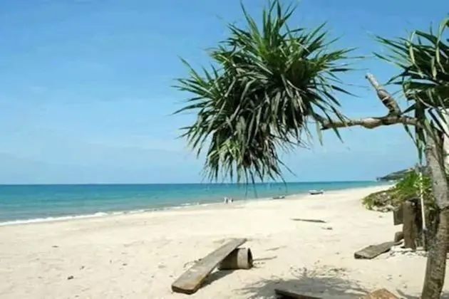 Lanta Nice Beach Resort - Plaj