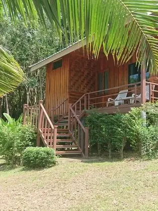 Lanta Para Hut