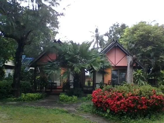 Lanta Sunny House