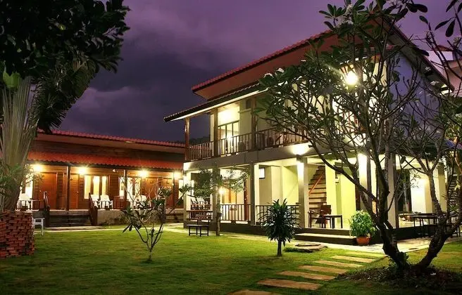 Lanta Thip House - 1