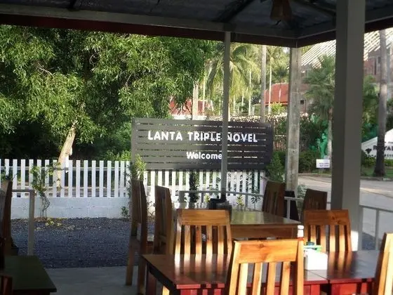 Lanta Triple Novel - Yerinde Yemek