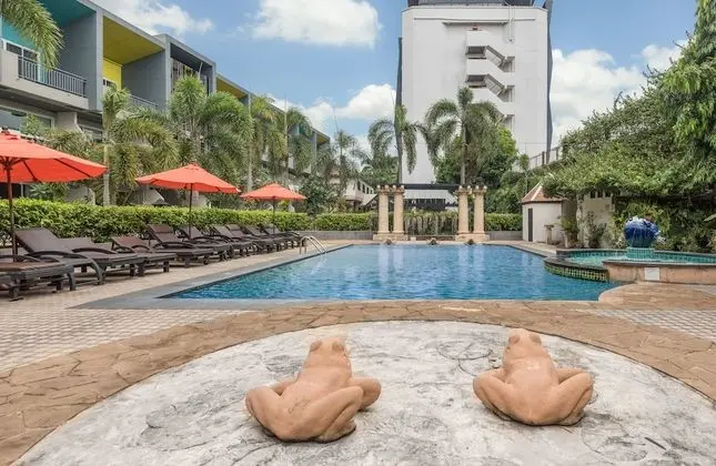 Lantana Pattaya Hotel & Resort - Havuz