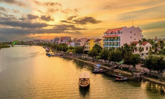 Lantana Riverside Boutique Hotel & Spa