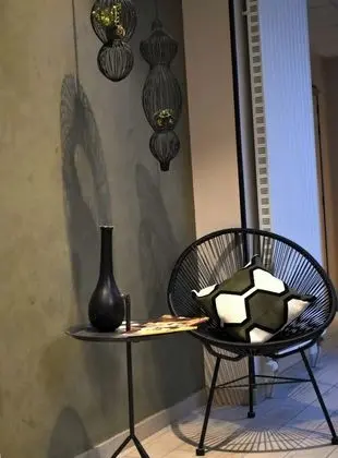 L'aparthoteL LhL - Lobi