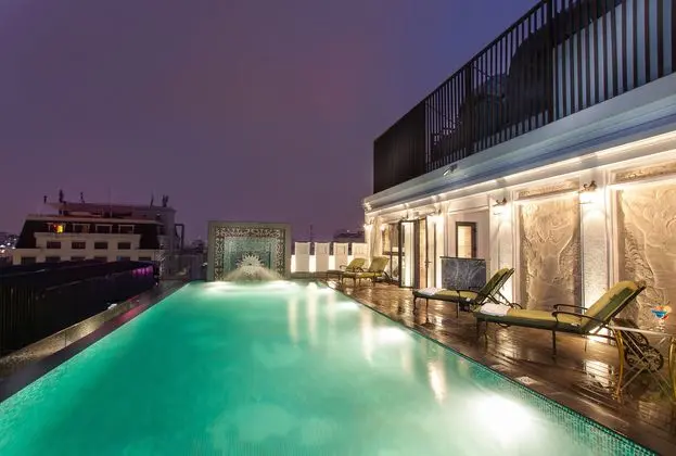 The Lapis Hotel