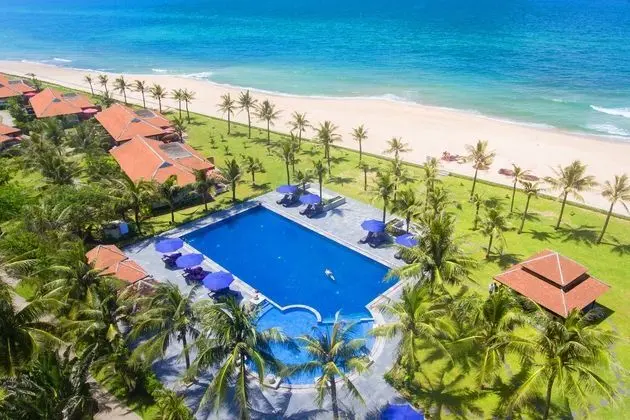 Lapochine Beach Resort (Formerly Ana Mandara Hue)