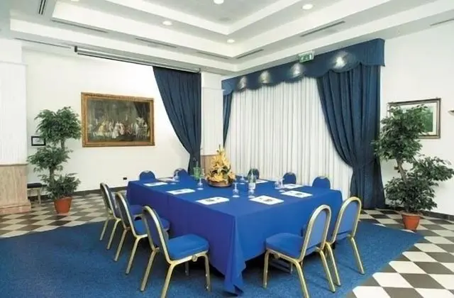 Hotel L'Aquila - Yerinde Yemek