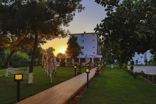 Lara Garden Hotel - Dış Mekan