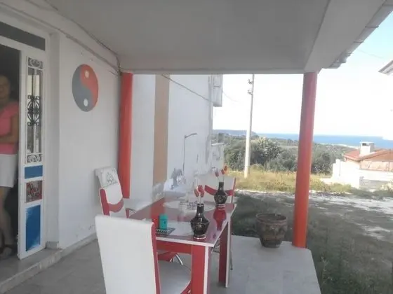 Lara Konuk Evi