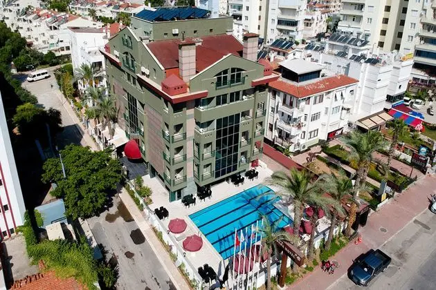 Lara Park Hotel