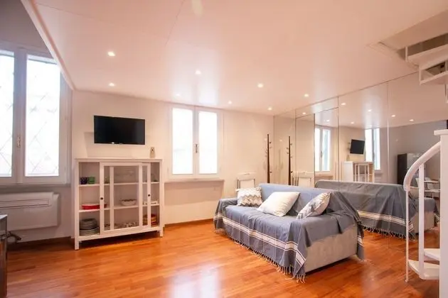 Lara Suite