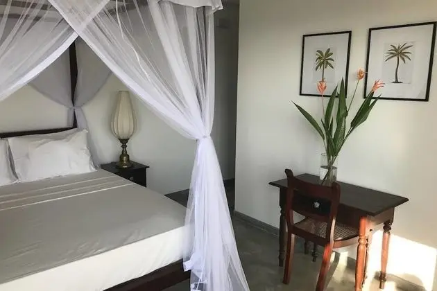 Lara's Place Unawatuna