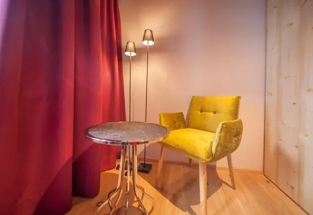 Lärchenhof - Premium Apartments & Zimmer - Oda