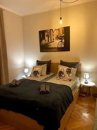 Lares and Penates Apartment - Oda