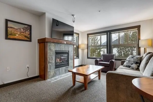 LARGE 2-Br 2-Ba | Ski In/Out | Pool & Hot Tubs | Central Upper Village Location - Öne Çıkan Resim