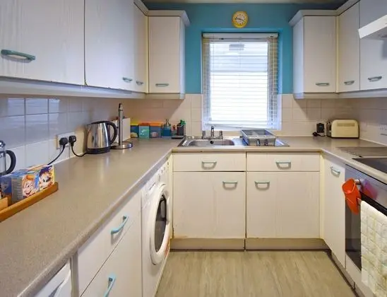 Large 3 Bed Sleep 6 Central MK - Mutfak