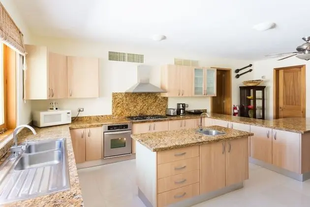 Large 5-BDR villa for rent in Cap Cana - Mutfak