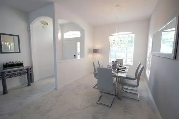 Large 5 bed Villa With South Facing Pool Overlooking Water - Mutfak