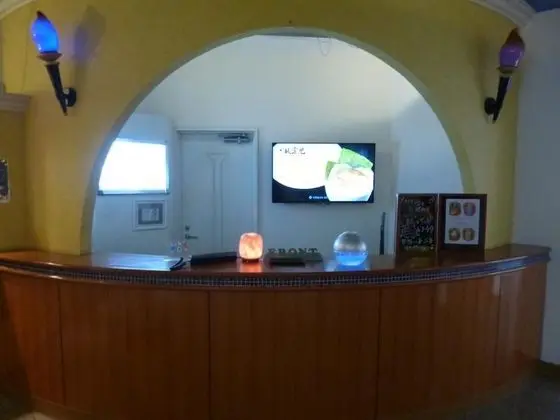Hotel Large - Adults Only - Lobi