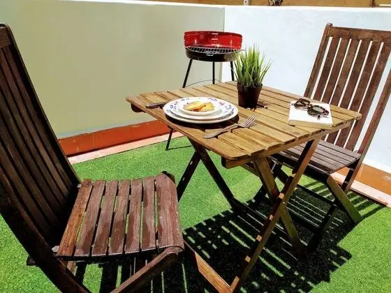 LARGE Apartment with large and sunny Terrace - Garden & Outdoor Gym, ALICANTE CENTER - Yerinde Yemek