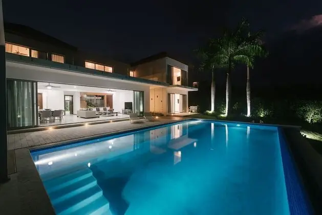 Large Cap Cana Villa at Yarari with Pool - Havuz