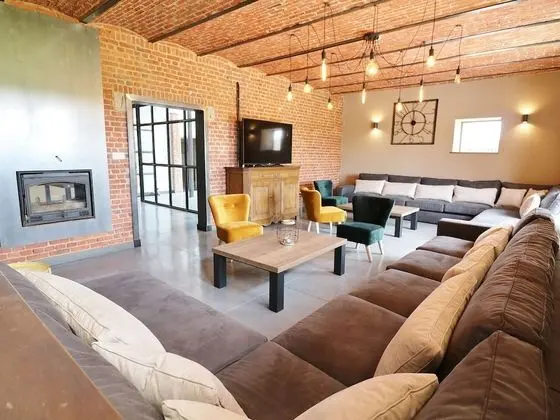 Large Detached House, Large Playroom, Each Bedroom has its own Bathroom