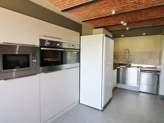 Large Detached House, Large Playroom, Each Bedroom has its own Bathroom - Mutfak