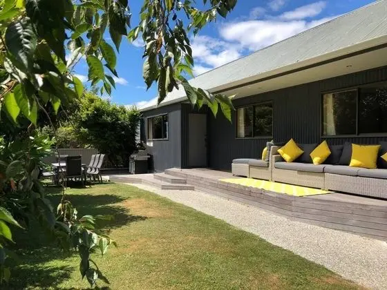 Large Distinctive AND Spacious Family Home - Dış Mekan