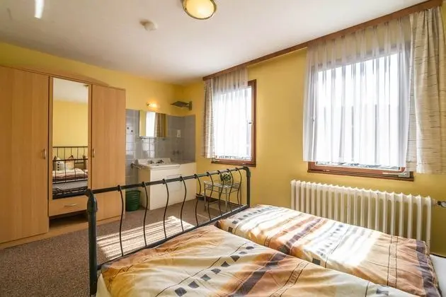 Large Group Accommodation With Lots of Facilities Nearby the Magnificent Eifel National Park - Oda