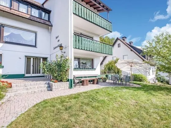Large Holiday Apartment near Willingen with Private Garden & Terrace - Öne Çıkan Resim