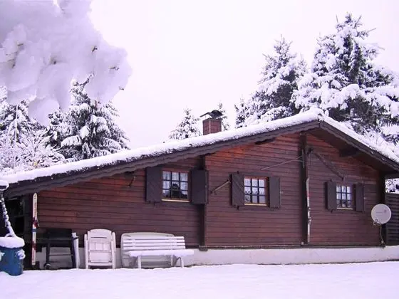 Large Holiday Home in Battenhausen With Garden - Dış Mekan