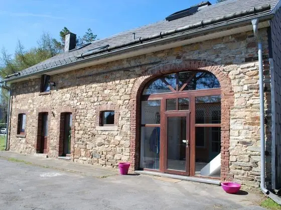 Large Holiday Home in Waimes With a Garden - Dış Mekan