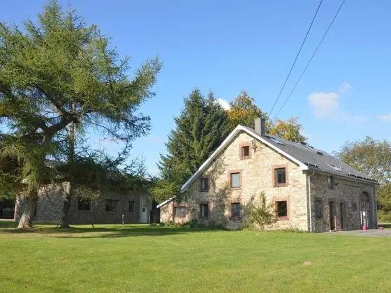 Large Holiday Home in Waimes With a Garden - Öne Çıkan Resim