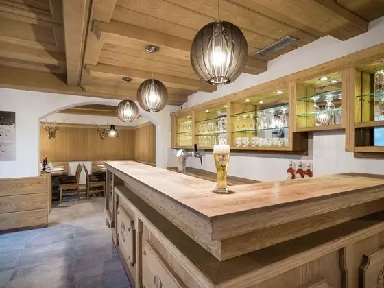 Large Luxury Chalet near Ski Area Zillerarena Königsleiten - Yerinde Yemek