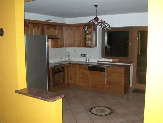Large Luxury House with Sauna & Hot Tub in Giant Mountains near ski Area - Mutfak