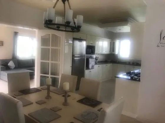 Large Luxury Villa With Private Pool in Lapta Kyrenia - İç Mekan