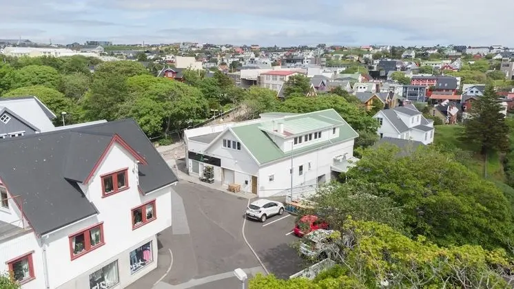 Large Penthouse Apt - Downtown - Marina