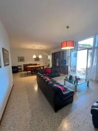 Large Villa With Private Garden Near the Beach - Beach Place Included by Beahost - Öne Çıkan Resim