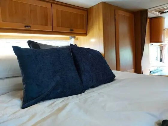 Large Static Motorhome-stunning Countryside Views - Oda