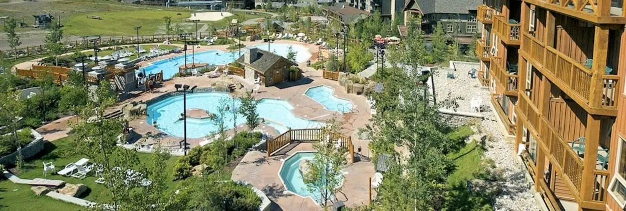 LARGE Studio | Ski In/Out | Pool & Hot Tubs | Central Upper Village Location - Havuz