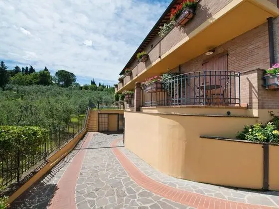 Lari Pancole in Pancole