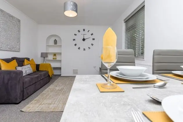 Lark Rise Apartments