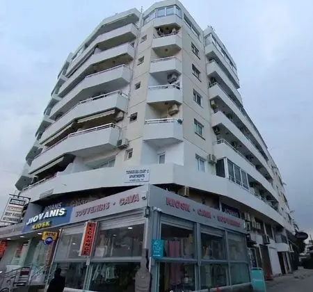 Larnaca Seaview Rooms