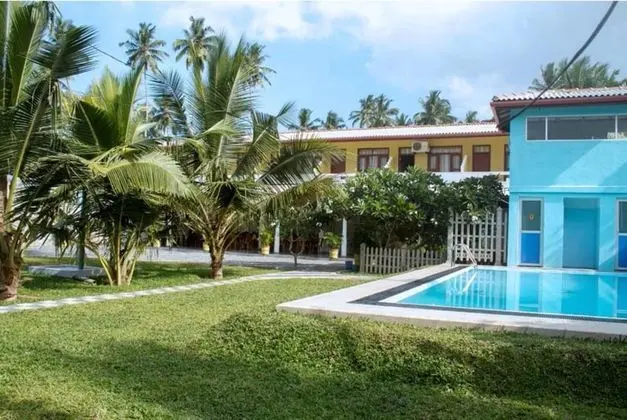 Larn's villa - Havuz
