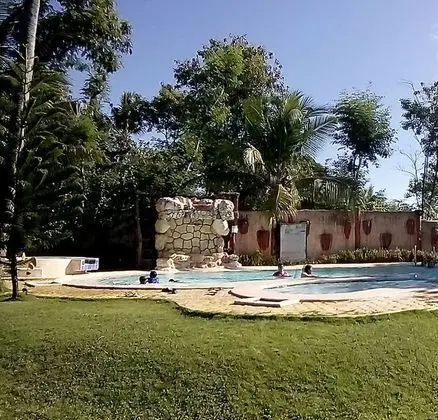 Larville Pool Garden Resort & Restaurant - Havuz