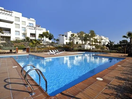 Las Colinas Golf & Country Club - Havuz