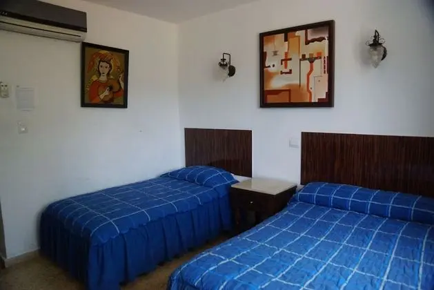 Las Dalias Inn - Oda