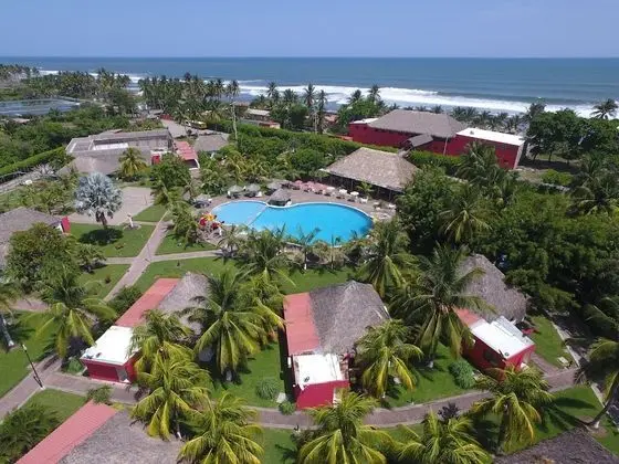 Hotel Las Hojas Resort & Beach Club - 1